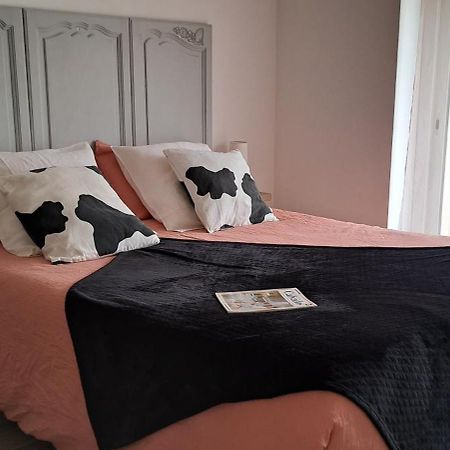 La Bergerie Du Mesnil Bed and Breakfast Livry  Εξωτερικό φωτογραφία
